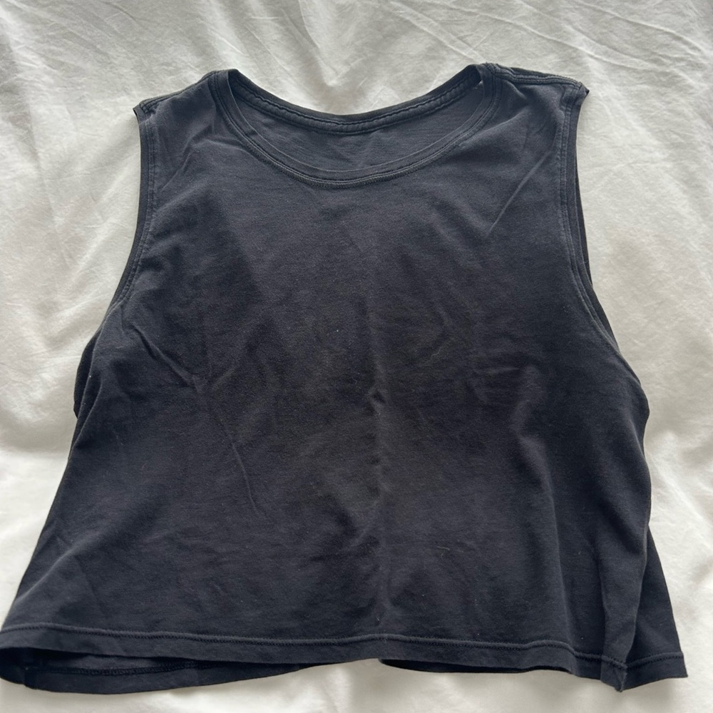 lululemon athletica Black Crop Top